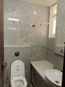 Image of 2200 Sq.ft 4 BHK Apartment / Flat for rent in Vardhman Kings Court, Karni Vihar, Jaipur for Rs. 60000