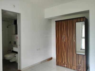 Bedroom Image of 930 Sq.ft 2 BHK Apartment / Flat for rent in Kasarvadavali Thane for Rs. 30000