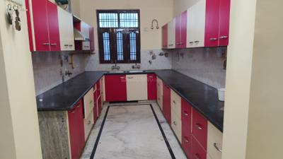 Kitchen Image of 3150 Sq.ft 3.5 BHK Builder Floor for rent in Sector 21C Faridabad for Rs. 35000