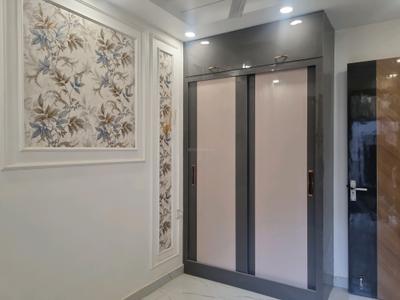 Bedroom Image of 600 Sq.ft 2 BHK Apartment / Flat for sale in Dwarka Mor New Delhi for Rs. 4000000