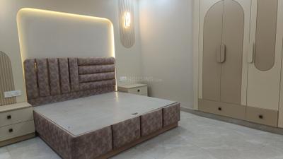 Bedroom Image of 2400 Sq.ft 4 BHK Builder Floor for sale in Indirapuram Ghaziabad for Rs. 23000000