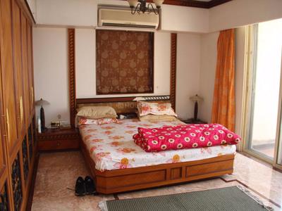 Bedroom Image of 2650 Sq.ft 4 BHK Apartment / Flat for sale in Hiranandani Gardens Odyssey II, Powai Mumbai for Rs. 100000000