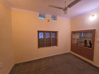 Living Room Image of 1200 Sq.ft 2 BHK Independent House for rent in Benson Town Bengaluru for Rs. 18000