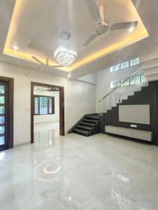 Living Room Image of 3800 Sq.ft 5 BHK Independent House for sale in Sahastradhara Road Dehradun for Rs. 29500000