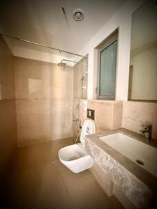 Bathroom Image of 1850 Sq.ft 5 BHK Apartment / Flat for sale in Piramal Mahalaxmi, Worli Mumbai for Rs. 160000000
