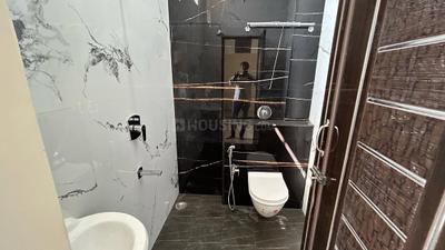 Bathroom Image of 800 Sq.ft 2 BHK Independent House for sale in Kolathur Chennai for Rs. 3400000