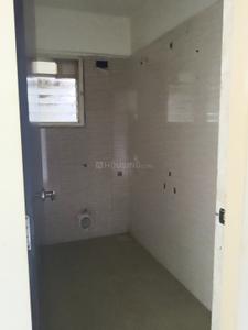 Bathroom Image of 350 Sq.ft 1 RK Apartment / Flat for rent in Rosa Elite, Thane West Thane for Rs. 14000