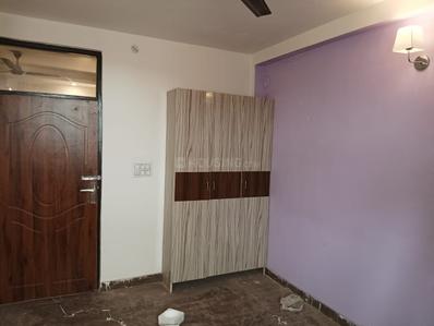 Bedroom Image of 720 Sq.ft 2 BHK Builder Floor for sale in Pul Prahlad Pur New Delhi for Rs. 2450000