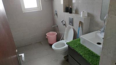 Bathroom Image of 685 Sq.ft 1 BHK Apartment / Flat for sale in Sunworld Arista, Sector 168 Noida for Rs. 8600000