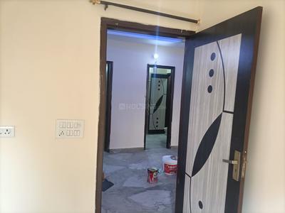 Bedroom Image of 1080 Sq.ft 3 BHK Builder Floor for rent in Preet Vihar New Delhi for Rs. 27000