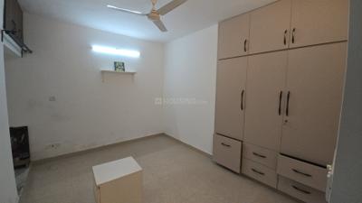 Bedroom Image of 2000 Sq.ft 3 BHK Apartment / Flat for rent in DDA Sector Pocket B C, Vasant Kunj New Delhi for Rs. 85000