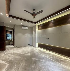 Bedroom Image of 2448 Sq.ft 4 BHK Builder Floor for sale in Model Town New Delhi for Rs. 50000000