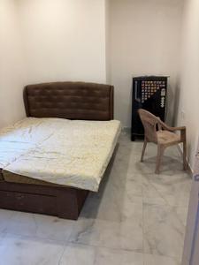 Bedroom Image of 780 Sq.ft 1 BHK Builder Floor for rent in Arun Vihar, Sector 37 Noida for Rs. 21850