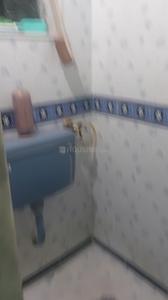 Bathroom Image of 650 Sq.ft 1 BHK Apartment / Flat for rent in Mulund West Mumbai for Rs. 30000