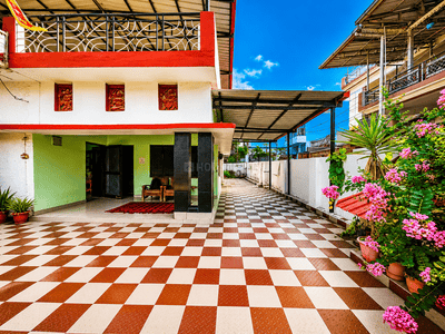Hall Image of 5190 Sq.ft 2.5 BHK Independent House for sale in GMS Road Dehradun for Rs. 45000000