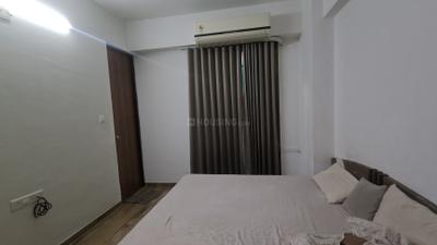 Bedroom Image of 1935 Sq.ft 3 BHK Apartment / Flat for rent in Pramukh Horizon 2, Sargasan Gandhinagar for Rs. 30000