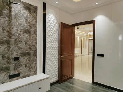 Bedroom Image of 1500 Sq.ft 3 BHK Builder Floor for sale in Sector 70A Gurgaon for Rs. 18500000