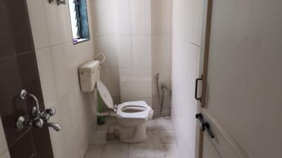 Bathroom Image of 415 Sq.ft 1 RK Apartment / Flat for rent in Kothrud Pune for Rs. 15500