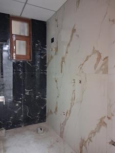 Common Bathroom Image of 1400 Sq.ft 3 BHK Apartment / Flat for sale in Sector 73 Noida for Rs. 5100000