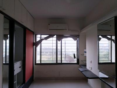 Bedroom Image of 1320 Sq.ft 3 BHK Apartment / Flat for sale in Sorrento, Santacruz West Mumbai for Rs. 66000000