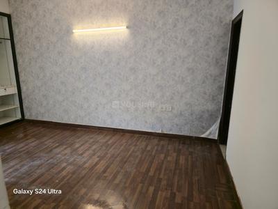 Bedroom Image of 1100 Sq.ft 2 BHK Apartment / Flat for rent in Paramount Symphony, Crossings Republik Ghaziabad for Rs. 20000