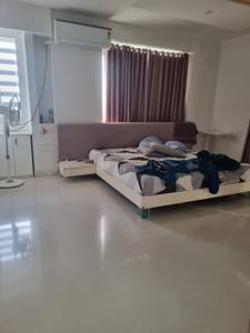 Bedroom Image of 6150 Sq.ft 6 BHK Apartment / Flat for sale in Lakefront Solitaire, Powai Mumbai for Rs. 270000000