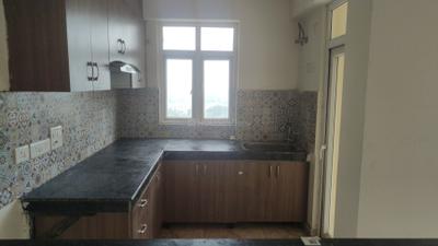 Kitchen Image of 1700 Sq.ft 3.5 BHK Apartment / Flat for rent in Rise Organic Homes Phase 1, Mahurali Ghaziabad for Rs. 26000