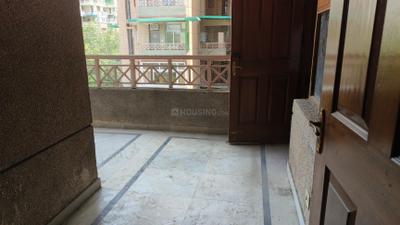 Living Room Image of 2000 Sq.ft 3 BHK Apartment / Flat for rent in Sector 18 Dwarka New Delhi for Rs. 55000