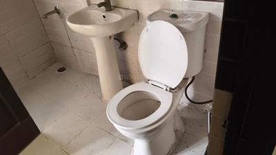 Image of 1225 Sq.ft 3 BHK Apartment / Flat for rent in Amrapali Zodiac, Sector 120, Noida for Rs. 26000