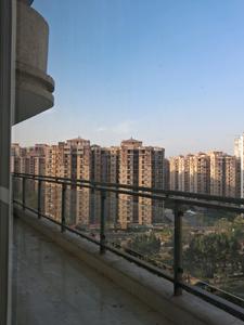 Living Room Image of 2500 Sq.ft 3 BHK Apartment / Flat for sale in Mahagun Mezzaria, Sector 78 Noida for Rs. 42500000