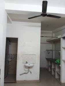 Kitchen Image of 350 Sq.ft 1 BHK Independent House for rent in Ayodhya Bypass Bhopal for Rs. 5000