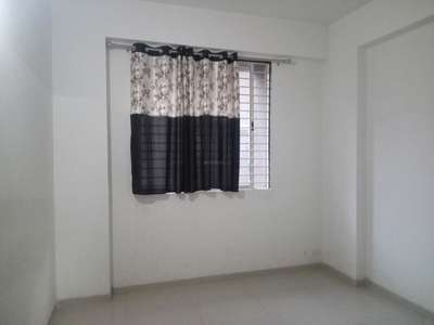 Bedroom Two Image of 1100 Sq.ft 2 BHK Apartment / Flat for rent in Yash Pinnacle, Paldi Ahmedabad for Rs. 30000