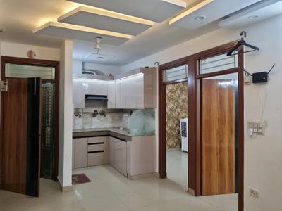 Living Room Image of 675 Sq.ft 3 BHK Apartment / Flat for rent in Lord Krishna Apartment, Uttam Nagar New Delhi for Rs. 18000