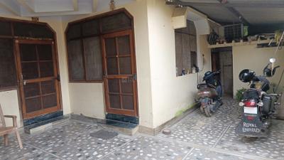 Bedroom Image of 1250 Sq.ft 2.5 BHK Independent House for rent in Bharuhana Mirzapur for Rs. 7000