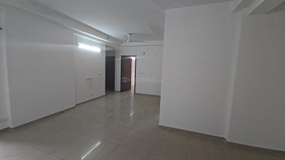 Living Room Image of 1995 Sq.ft 3.5 BHK Apartment / Flat for sale in Gulshan Ikebana, Sector 143 Noida for Rs. 32000000