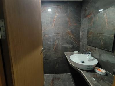 Bathroom Image of 2243 Sq.ft 4 BHK Apartment / Flat for sale in Thaltej Ahmedabad for Rs. 31500000