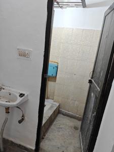 Bathroom Image of 250 Sq.ft 1 BHK Builder Floor for sale in Mandawali New Delhi for Rs. 950000