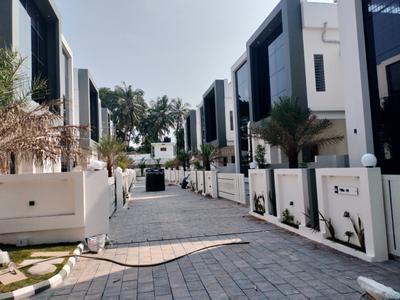 Image of 2650 Sq.ft 4 BHK Independent House for sale in Vyttila, Kochi for Rs. 22500000