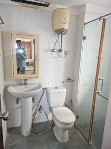 Bathroom Image of 1764 Sq.ft 3 BHK Apartment / Flat for sale in South City Apartment, Jadavpur Kolkata for Rs. 24000000