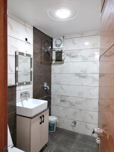 Common Bathroom One Image of 2000 Sq.ft 3 BHK Apartment / Flat for sale in Sector 23 Dwarka New Delhi for Rs. 31000000