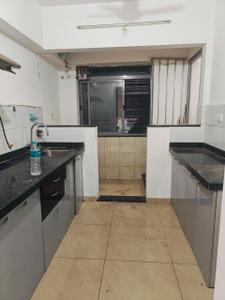 Kitchen Image of 1005 Sq.ft 2 BHK Apartment / Flat for rent in Amanora Ascent Towers, Hadapsar Pune for Rs. 42000