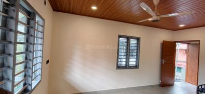 Bedroom Image of 700 Sq.ft 3 BHK Builder Floor for rent in Edappally Kochi for Rs. 50000