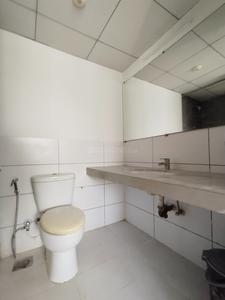 Bathroom Image of 2300 Sq.ft 4 BHK Apartment / Flat for sale in Marvel Isola, Mohammed Wadi Pune for Rs. 21000000