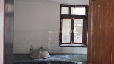 Kitchen Image of 1800 Sq.ft 3.5 BHK Apartment / Flat for sale in CGHS Sahara Apartment, Sector 6 Dwarka New Delhi for Rs. 28500000