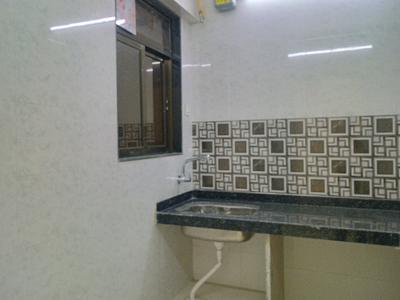 Kitchen Image of 777 Sq.ft 1.5 BHK Apartment / Flat for rent in Runwal Gardens, Dombivli East Thane for Rs. 15000