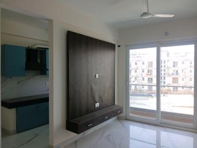 Living Room Image of 950 Sq.ft 2 BHK Apartment / Flat for sale in Smartworld Gems, Sector 89 Gurgaon for Rs. 13100000
