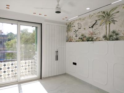 Bedroom Image of 1600 Sq.ft 3 BHK Apartment / Flat for sale in Vrindavan Apartment, Sector 6 Dwarka New Delhi for Rs. 28500000