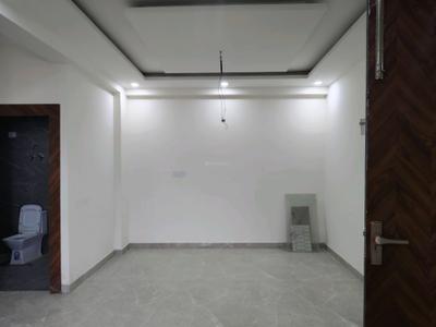 Living Room Image of 1060 Sq.ft 2 BHK Apartment / Flat for sale in CSB Madhav Kunj, Noida Extension Greater Noida for Rs. 5799000
