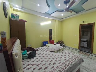 Bedroom Image of 1950 Sq.ft 3 BHK Builder Floor for rent in Eta I Greater Noida for Rs. 40000