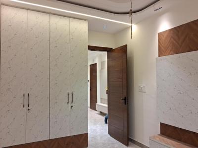 Bedroom Image of 1126 Sq.ft 3 BHK Builder Floor for sale in Paschim Vihar New Delhi for Rs. 22000000